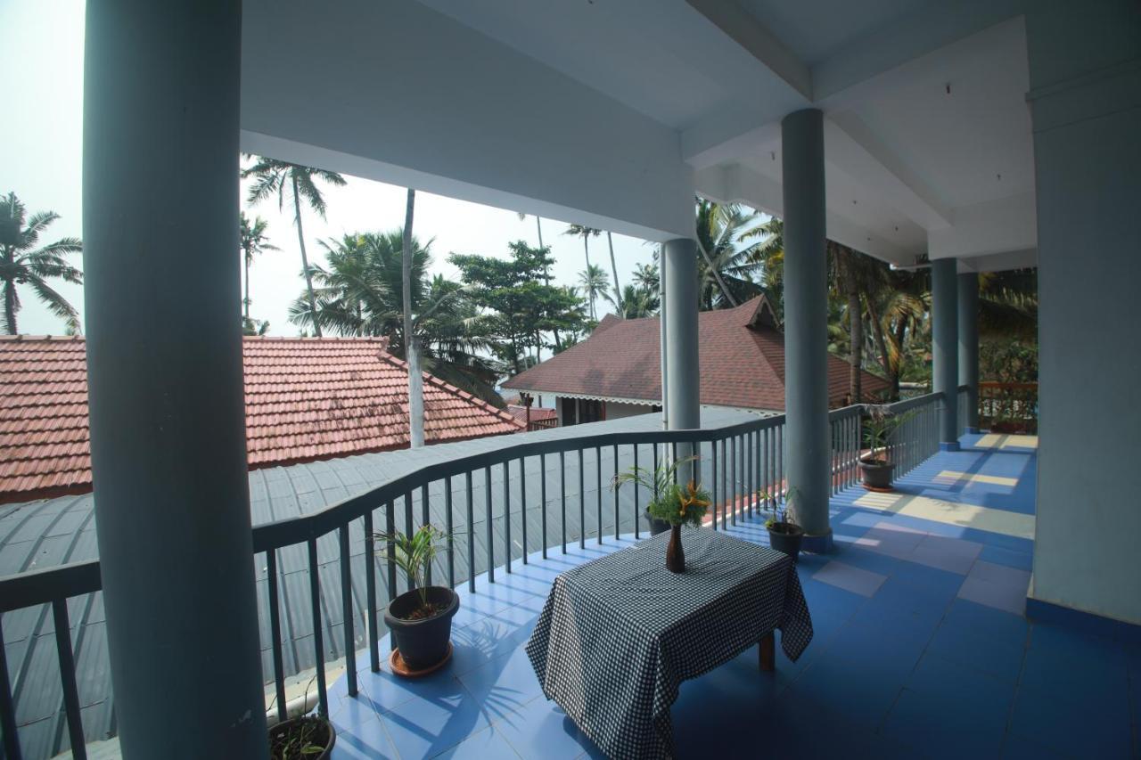 Black Beach Resort Varkala Εξωτερικό φωτογραφία
