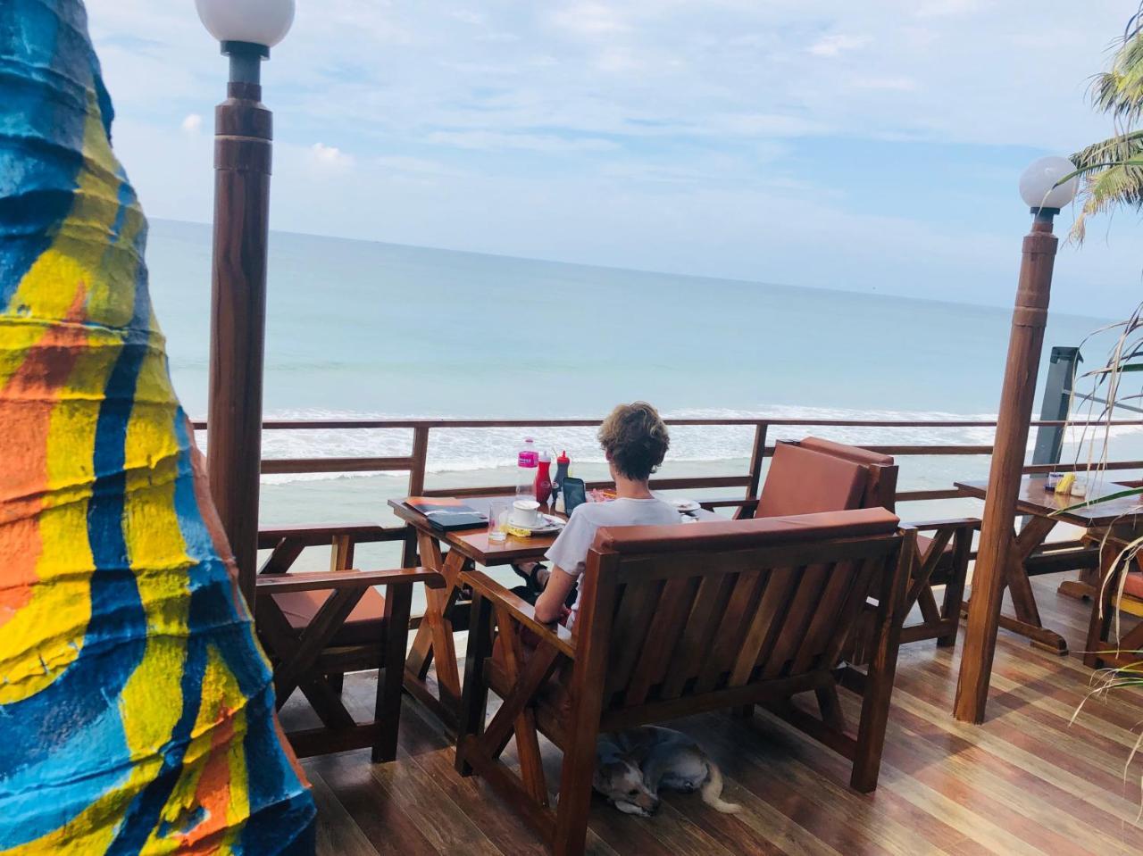 Black Beach Resort Varkala Εξωτερικό φωτογραφία